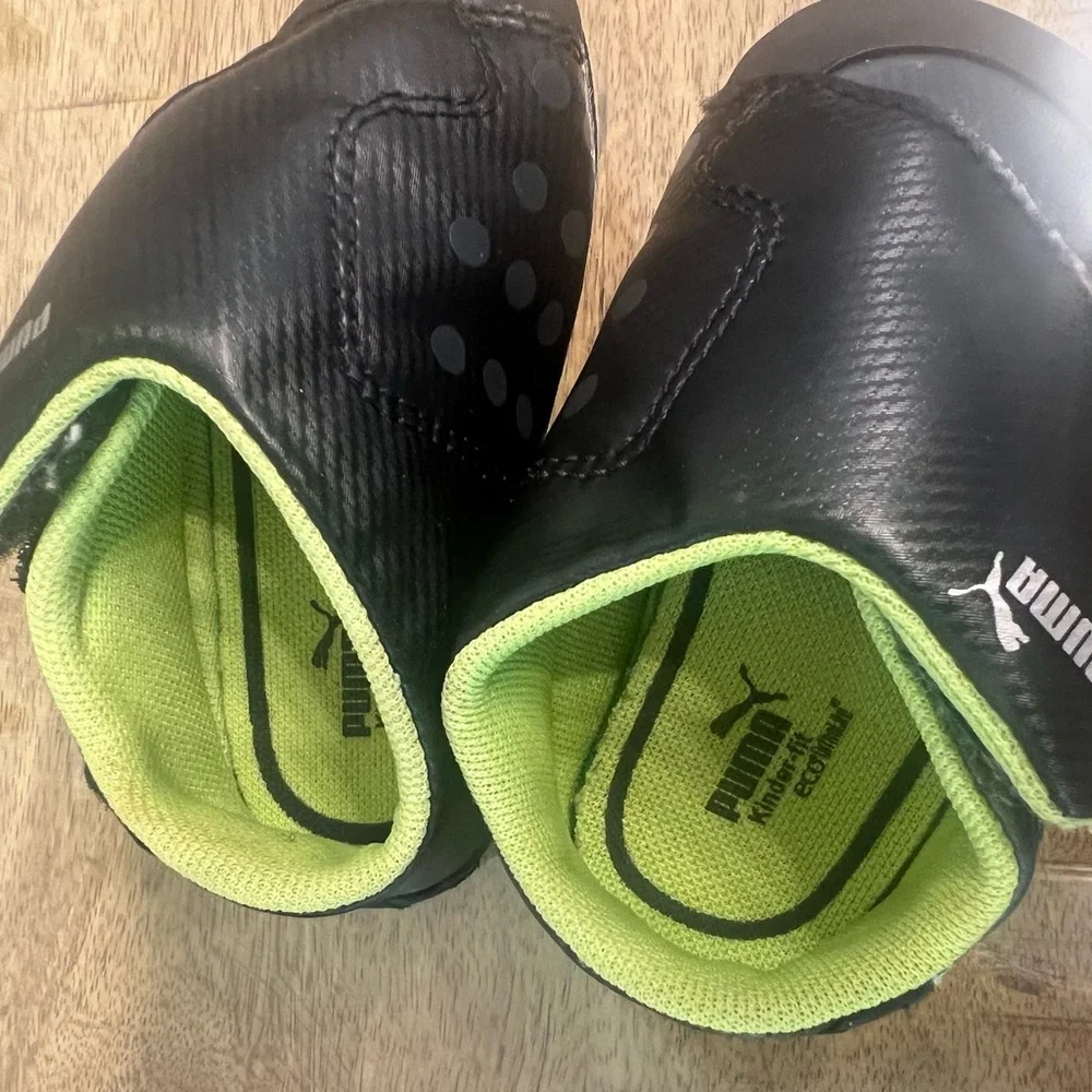 - - Puma shoes